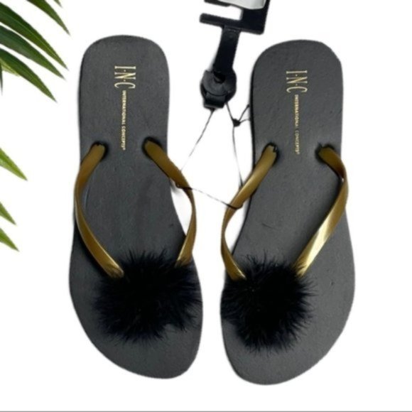 NWT INC Pom Pom Flip Flops - Sandals Black  Gold - Picture 1 of 3